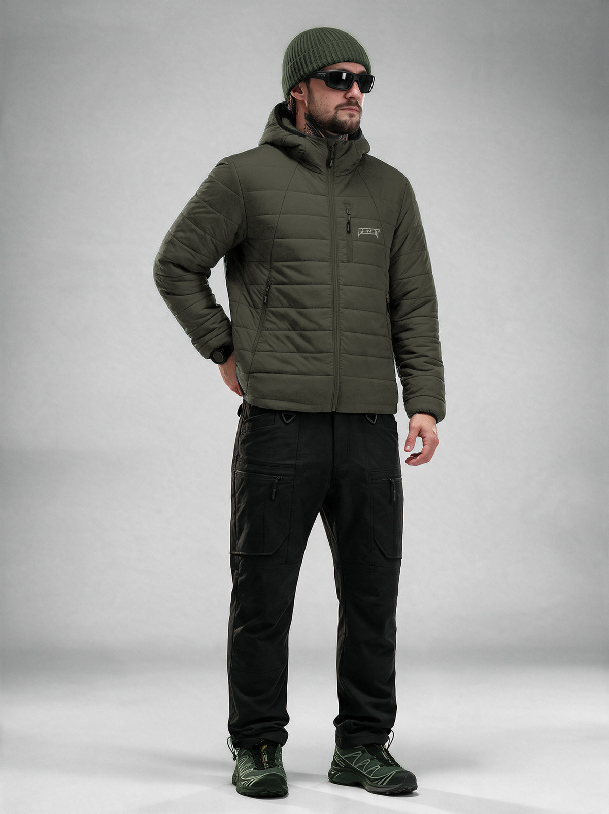 Quest khaki