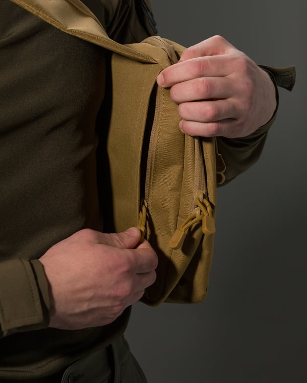 Месенджер BEZET Holster пісочний