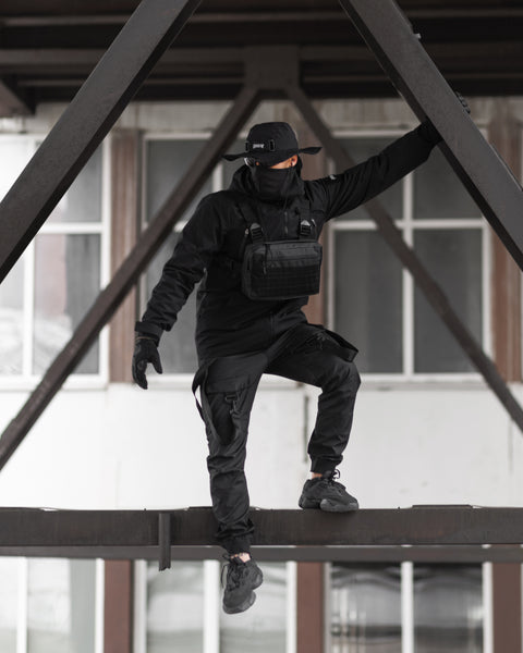 Zestaw TechWear czarny (Spodnie cargo, kurtka, Kapelusz, torba piersiowa, maska)